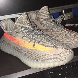 adidas Yeezy Boost 350 V2 Beluga